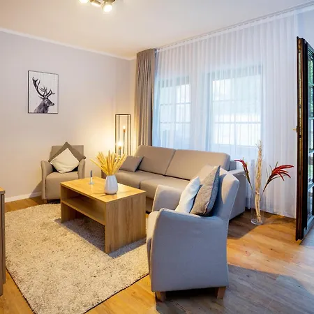 Chalet Bergzeit 4 برونلاغ